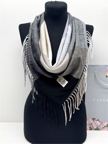 Модные и стильные платки 10066