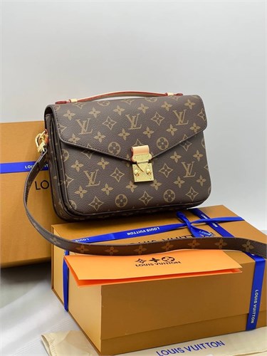 Сумка. Louis Vuitton 10153