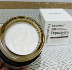 Разглаживающий пептидный крем с эффектом ботокса 10046