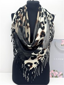 Модные и стильные платки 10083