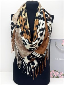 Модные и стильные платки 10086