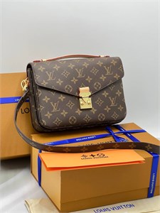 Сумка. Louis Vuitton 10153